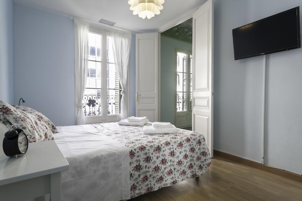 Apartments Barcelona & Home Deco Eixample מראה חיצוני תמונה