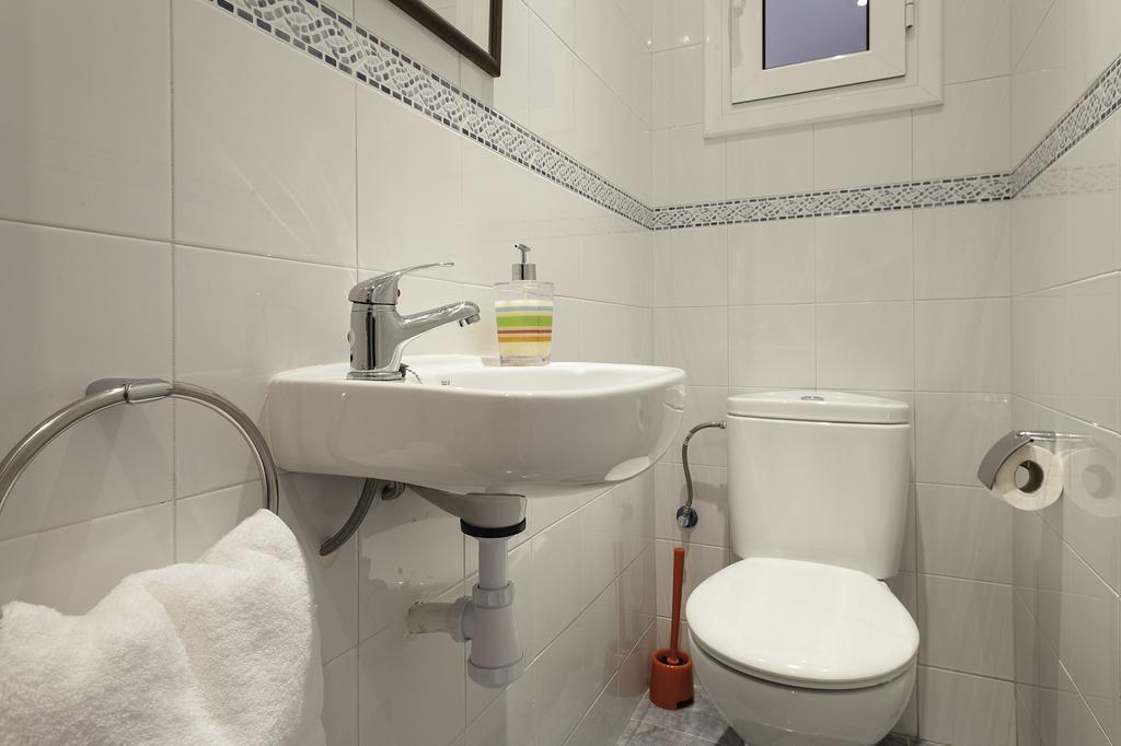 Apartments Barcelona & Home Deco Eixample מראה חיצוני תמונה